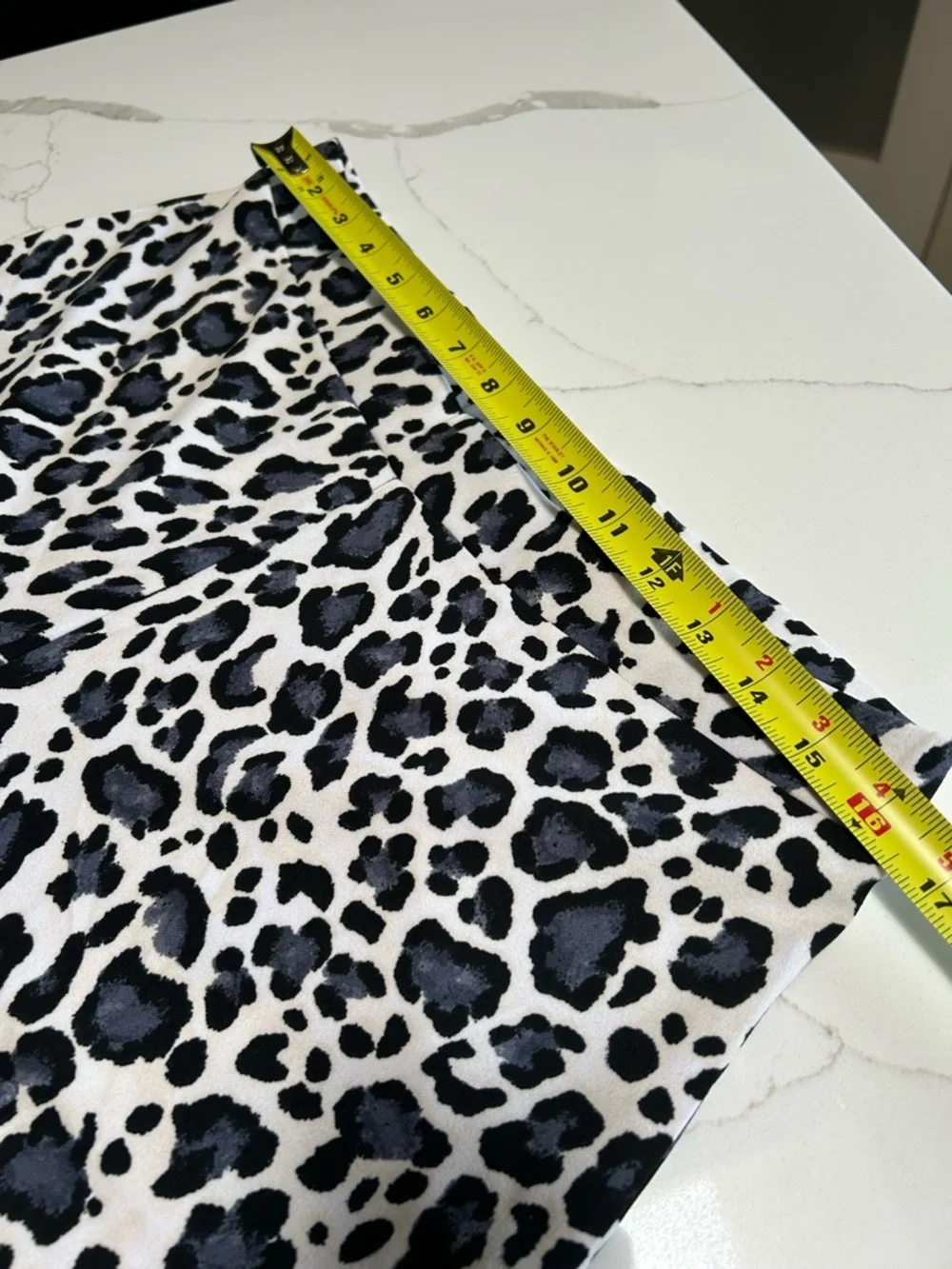 Imán Animal Print Pants - Picture 6 of 9